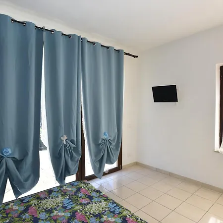Apartment Complesso Mediterraneo - Posizione Panoramica Con Spazi Esterni, Clima E Posti Auto