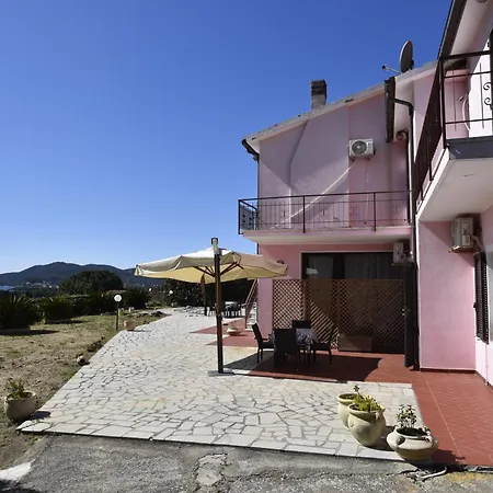 Complesso Mediterraneo - Posizione Panoramica Con Spazi Esterni, Clima E Posti Auto Apartment