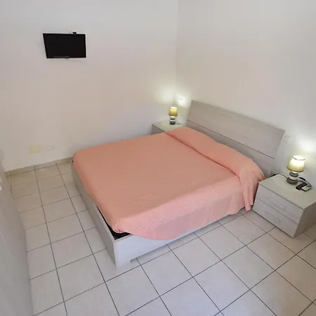 Apartment Complesso Mediterraneo - Posizione Panoramica Con Spazi Esterni, Clima E Posti Auto